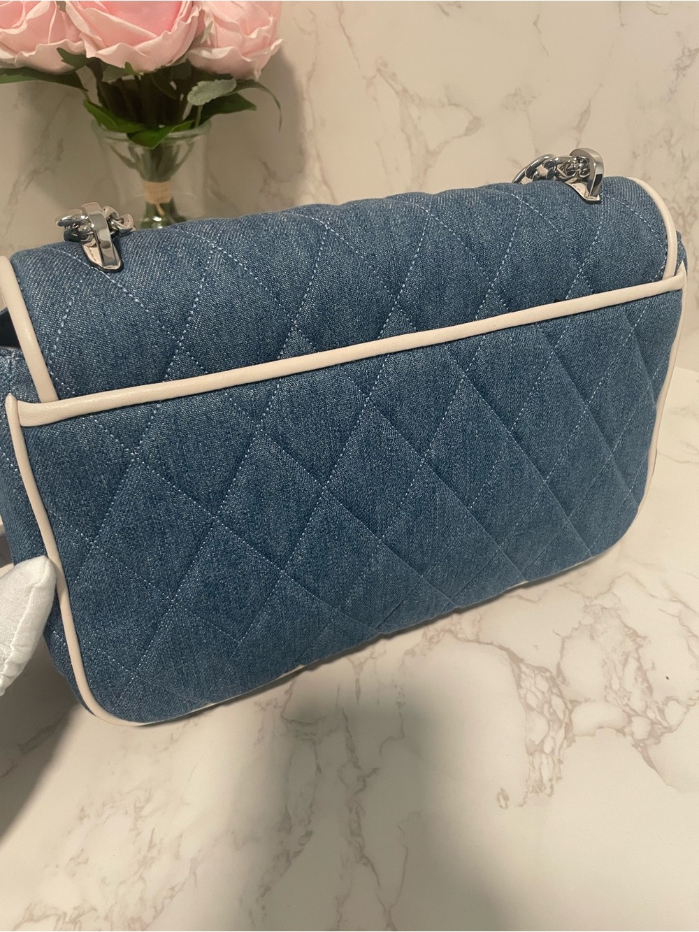 Kate Spade Carey Quilted Denim Medium Flap Shoulder/Crossbody Bag – Blue Multi - Picture 4 of 10